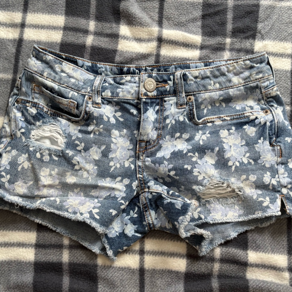 AEROPOSTAL size 0 floral print jean shorts boho